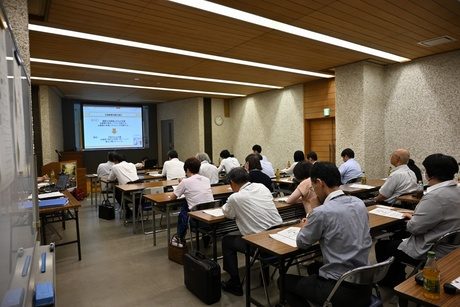 令和8年度富山県博物館協会での講演の様子